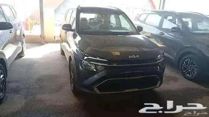 كيا كارينز LX موديل 2025 0