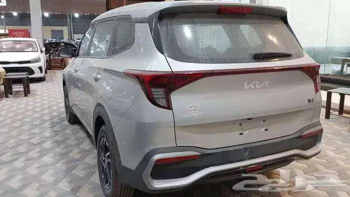 كيا كارينز نص فل 2025 سعودي 18