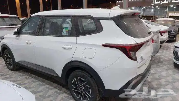 كيا كارينز نص فل 2025 سعودي 8