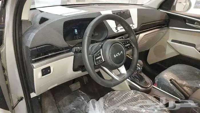 كيا كارينز نص فل 2025 سعودي 16