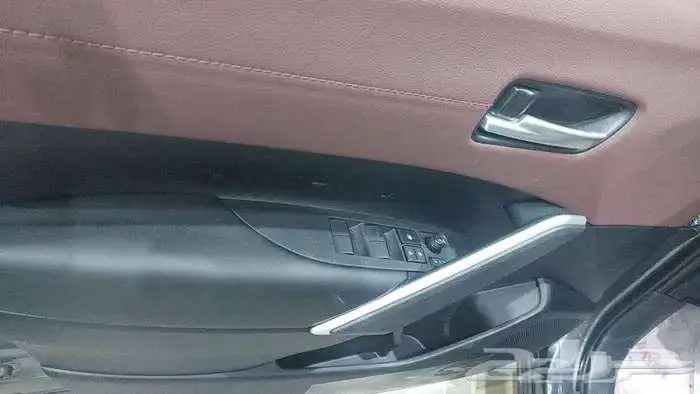 كرولا كروس اوفر هايبرد 2024 سعودي 12