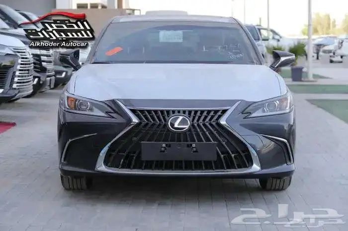 لكزس ES 300 AH 2025 1