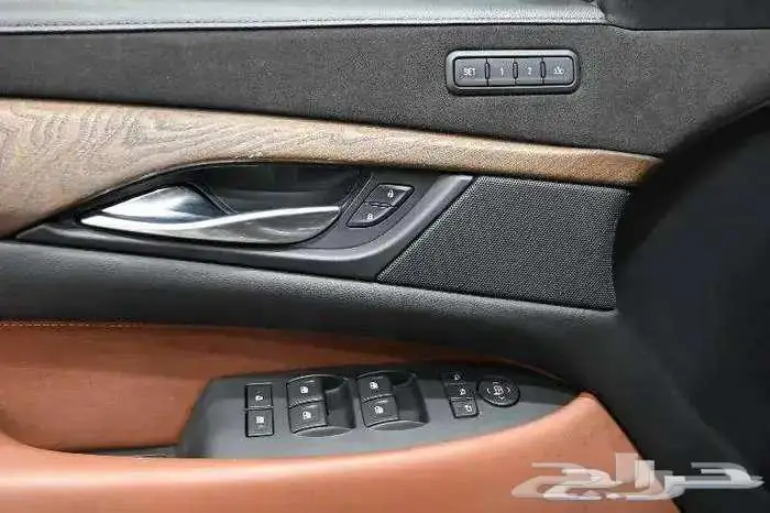 كاديلاك اسكاليد 2018 فل كامل سعودي 14