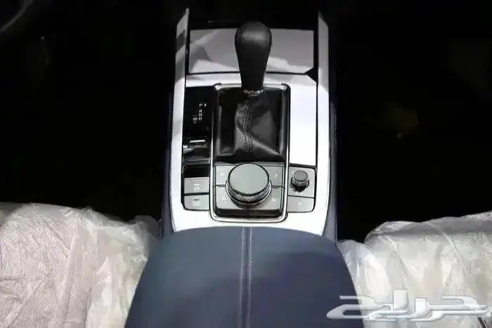 مازدا CX30 نص فل فتحة سقف اربعة سلندر موديل 2025 14