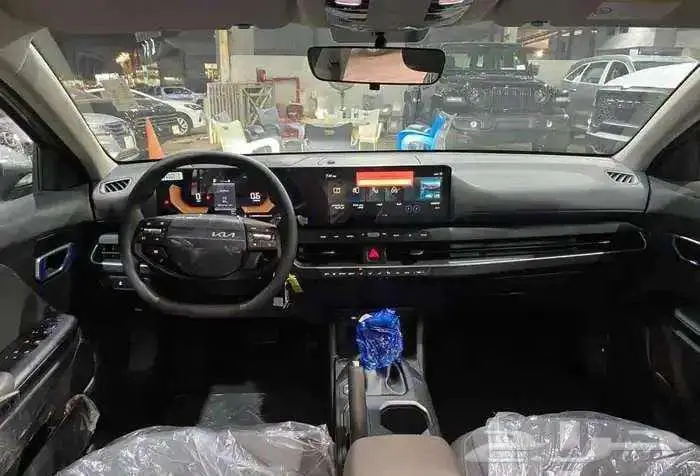 كيا k4 ستاندر مطور 1