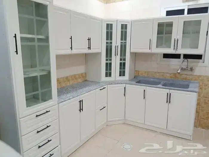 مطابخ جديده جاهزه تتوفر جميع الألوان ب2500 شامل التوصيل والت 3