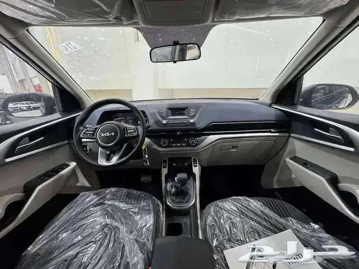 كيا كارينز 7 مقاعد GL موديل 2025 سيارات عائليه اقل سعر 8