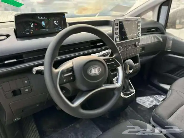 هيونداي ستاريا 9 راكب ديزل قير اتوماتيك 2025 كاش وتقسيط 7