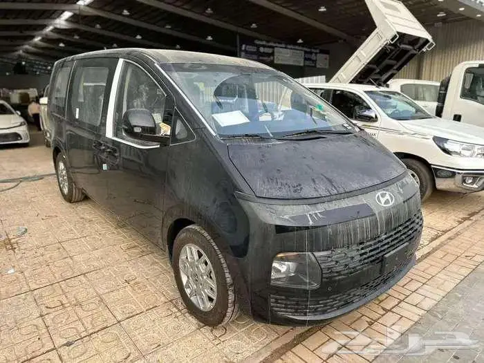 هيونداي ستاريا 9 راكب ديزل قير اتوماتيك 2025 كاش وتقسيط 1