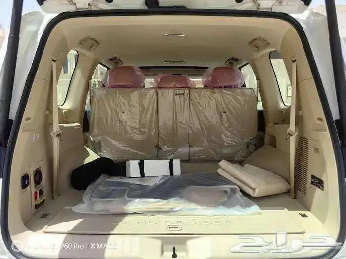 لاند كروزر ديزل GXRL4 ابيض 2024 5