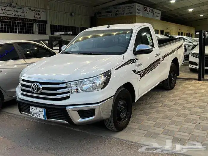 هايلوكس غماره بنزين 2025 0