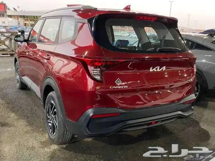 كيا كارنز نص فل واستندر شاشه وكميرا 2025 2