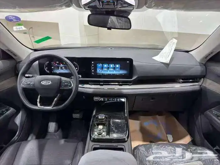 فورد توريتوري ترند 2023 احمر جديدة اصفار اقل سعر تيريتوري 9