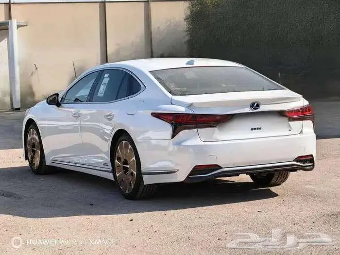 كروان بريميوم موديل 2025 هيبرد حبه فقط لون ابيض لؤلؤي 10