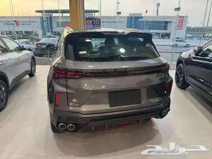 جيلى كولراى GL موديل 2025 7