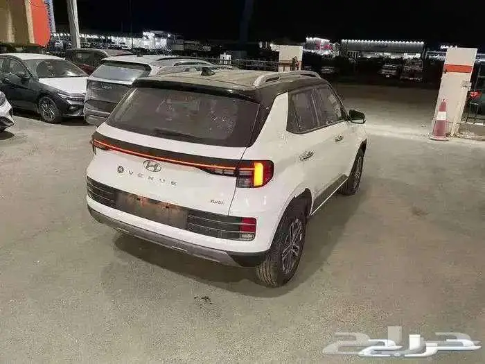 هيونداي فينيو 2024 كاش وتقسيط 7