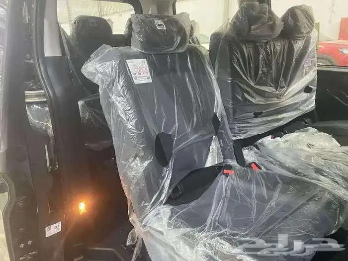 هيونداي ستاريا 9 راكب ديزل 2025 ( لدى شركة سفنز للسيارات) 7