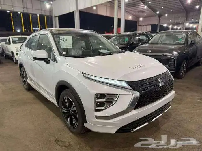 ميتسوبيشي اكليبس كروس نص فل موديل 2025 اقل الاسعار 0