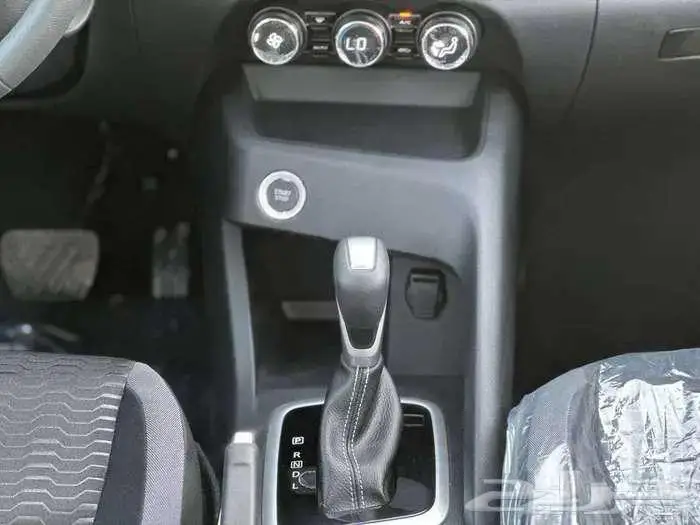 نيسان ميجنايت2025 4