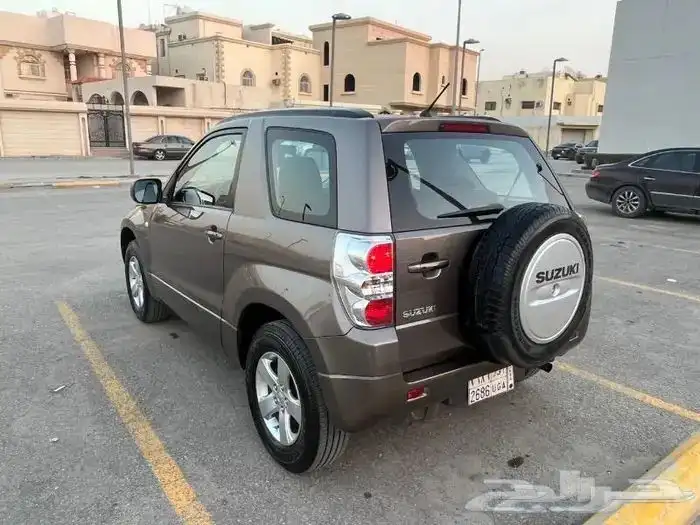 سوزوكي جراند فيتارا 2018 ( ربع ) بحالة الوكاله 7