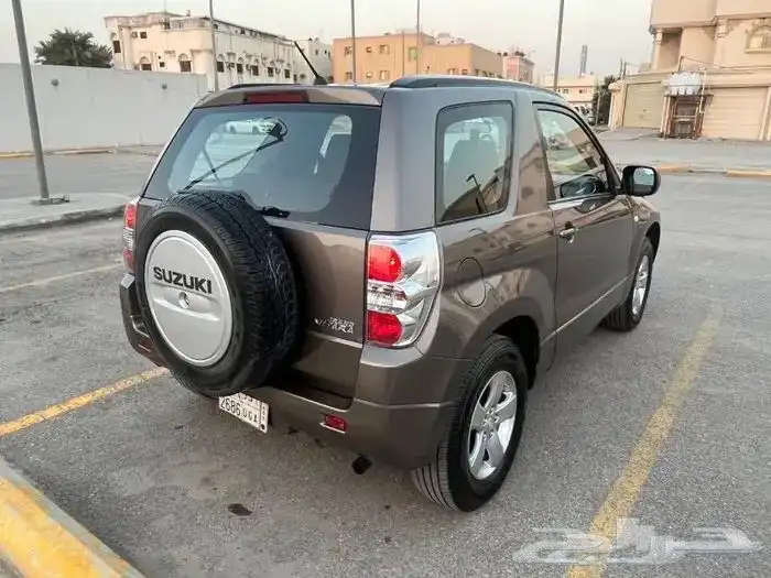 سوزوكي جراند فيتارا 2018 ( ربع ) بحالة الوكاله 5