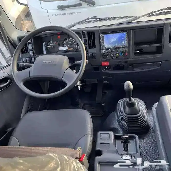 ايسوزو دينا 13 طن موديل 2025 شاص 7.17 4