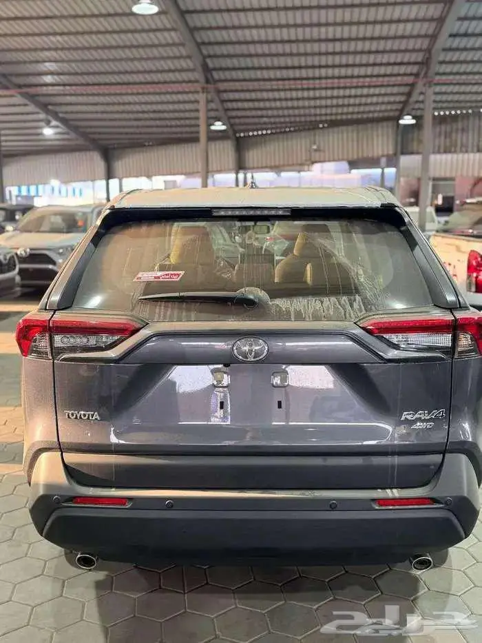 تويوتا راف فور ال اي ستاندر بدون دبل 2025 رمادي وفضي 8