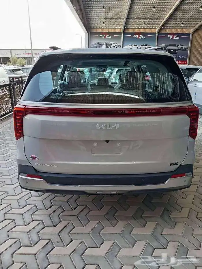 كيا كارنيفال نص فل GLS - موديل 2026 كاش واقساط 8