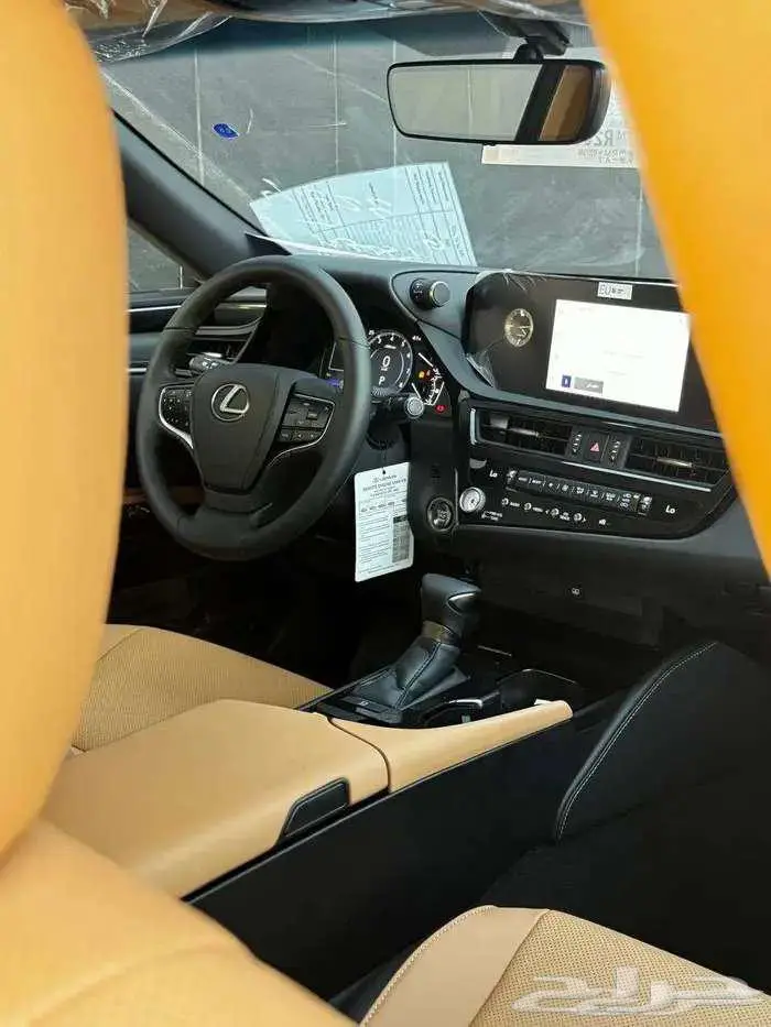 لكزس ES 250 AA 2025 8