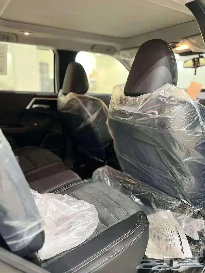 ميتسوبيشي اوتلاندر فل كامل بريميم 2025 13