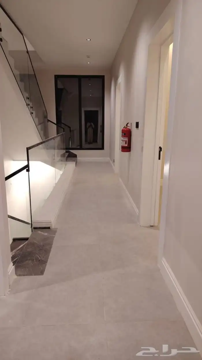 للايجار فيلاة مستقلة بتصميم مودرن 5