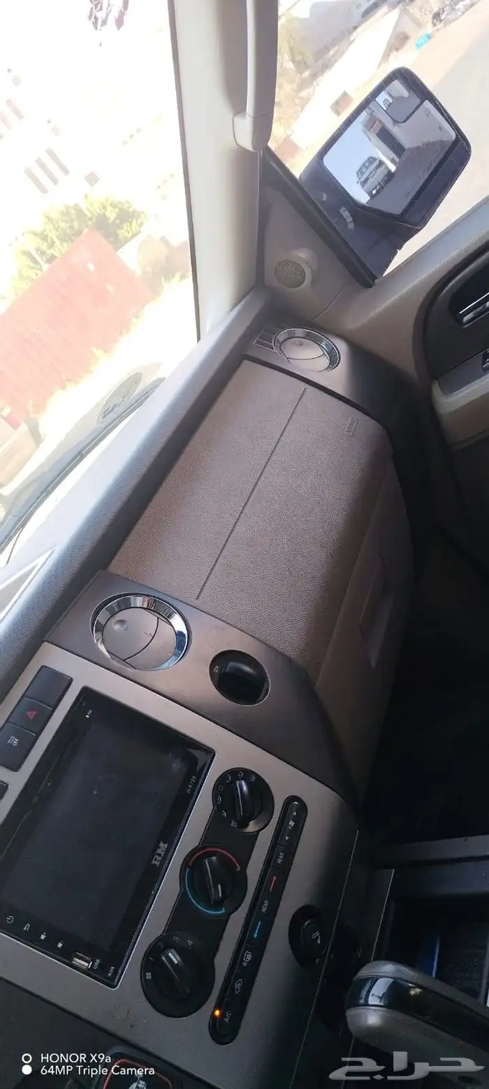 فورد اكسبيدشن 2014 7