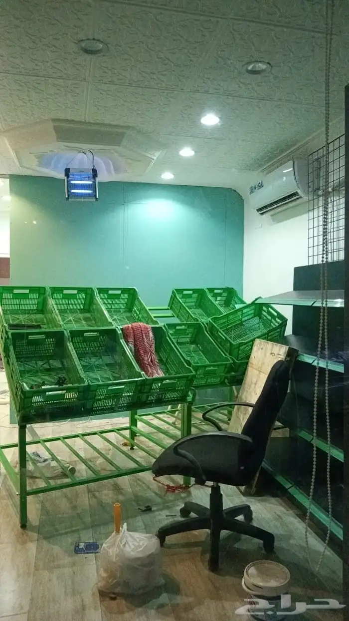 للتقبيل محل خضار وفواكه في تبوك 8