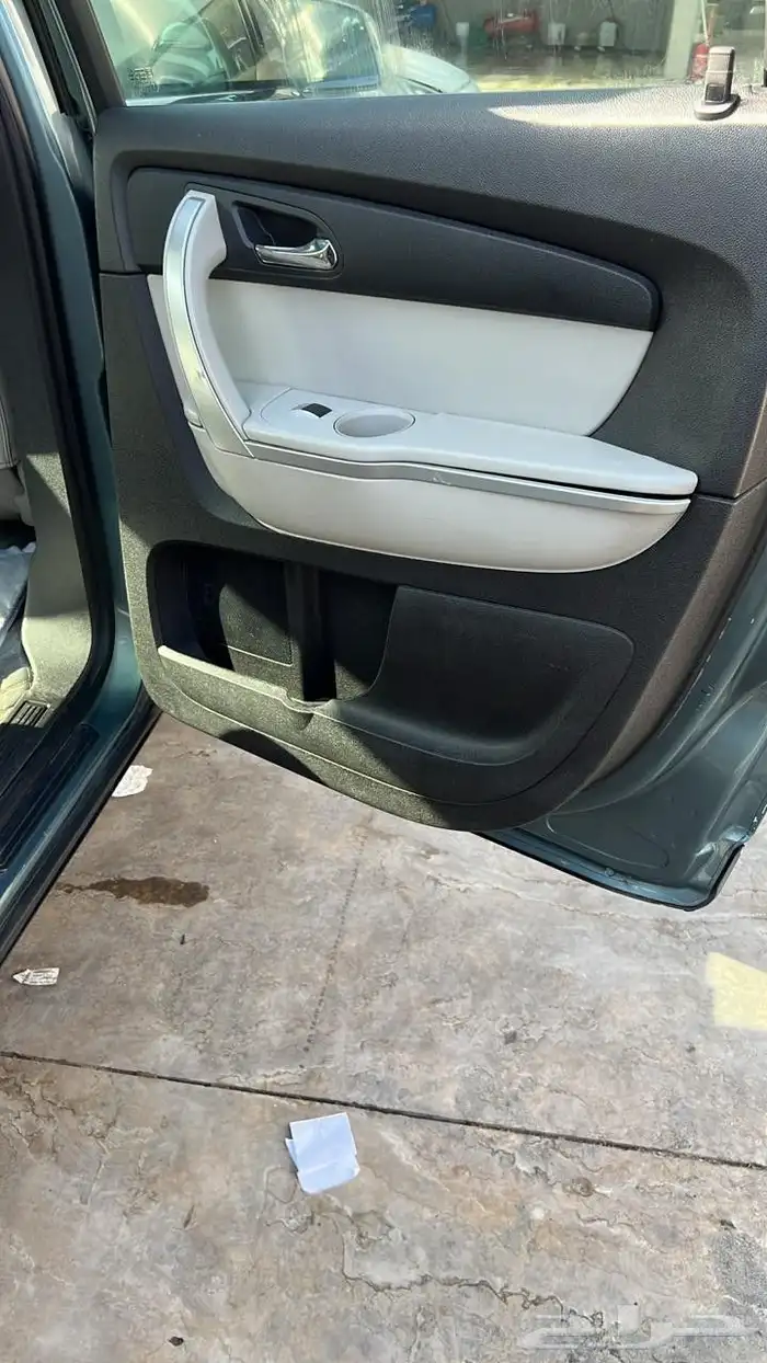 جي ام سي اكاديا 1