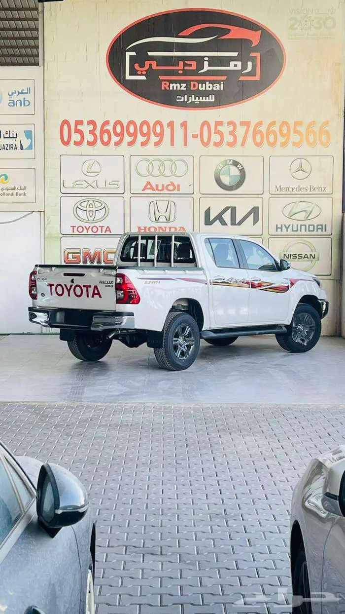 تويوتا هايلوكس بريمي اتوماتيك2025 4