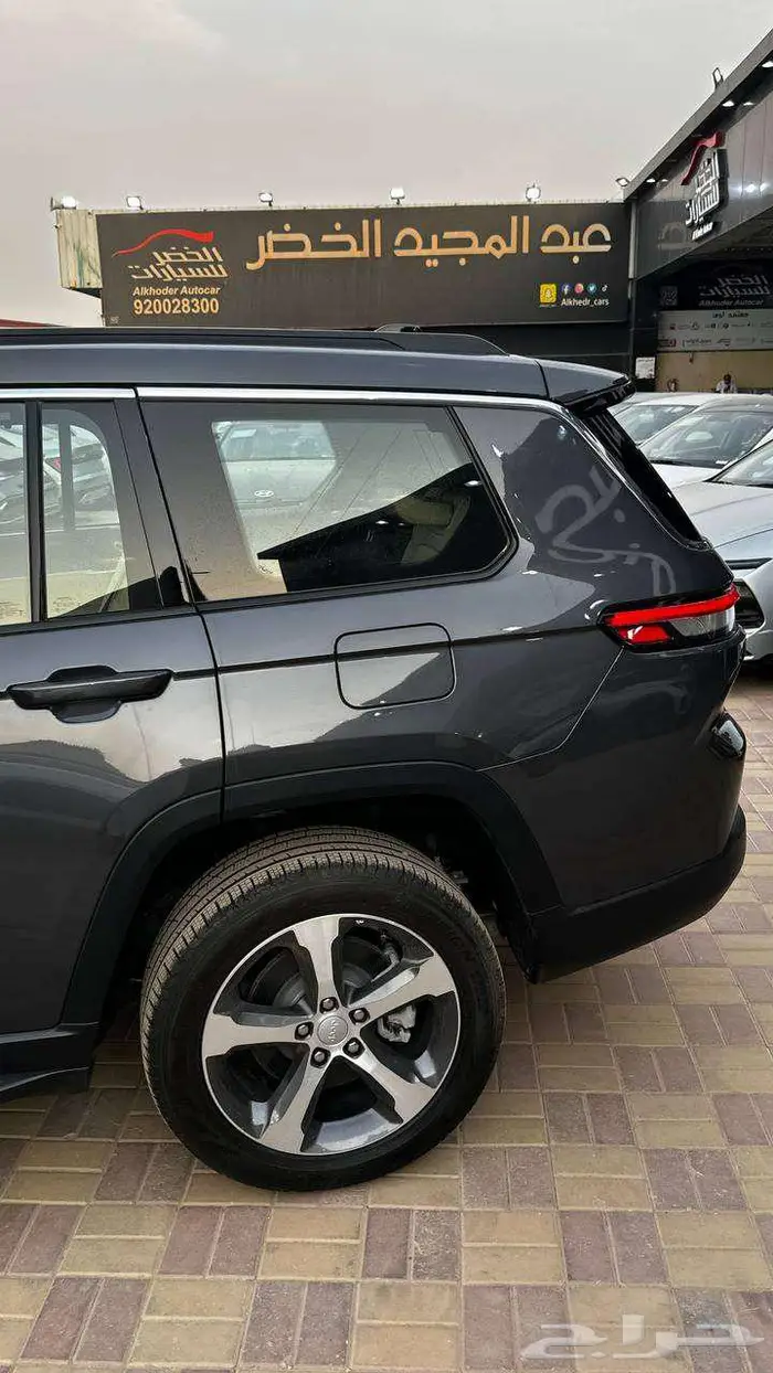 جيب جراند شيروكي ليمتد بلس 2024 15