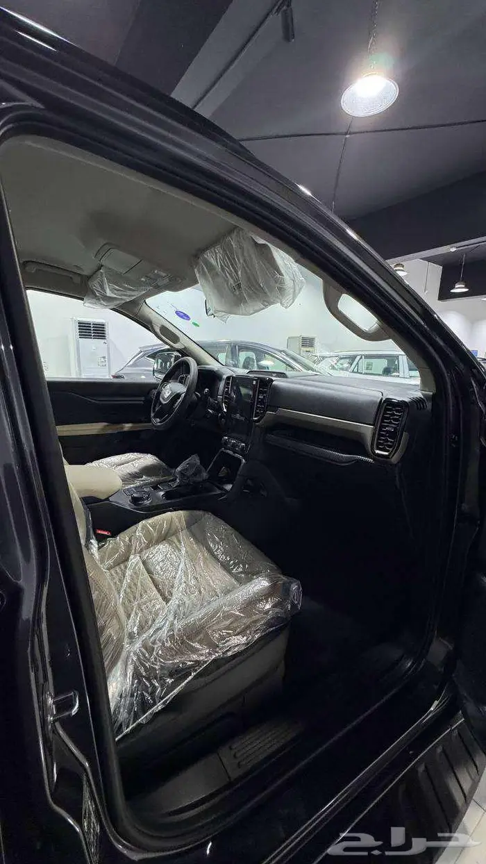 فورد أيفرست XLT بنزين 2025 5