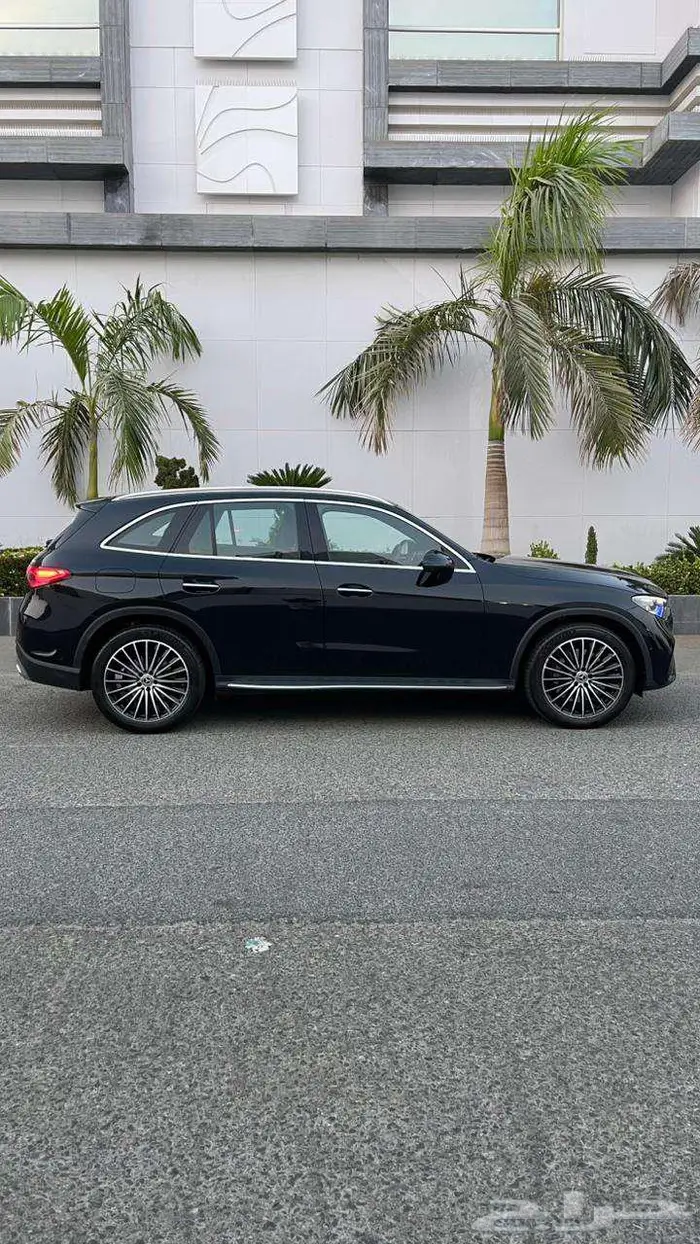 مرسيدس GLC300 AMG 11
