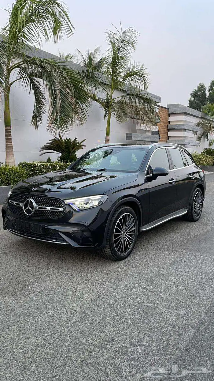 مرسيدس GLC300 AMG 3