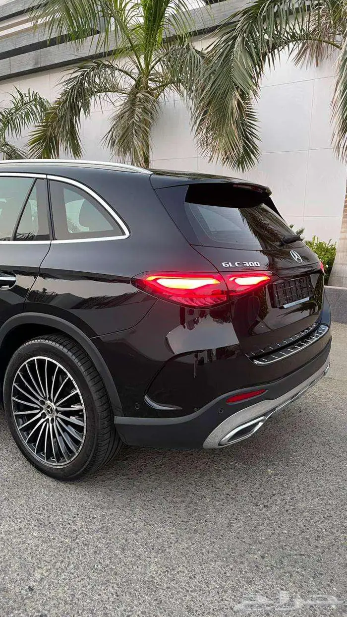مرسيدس GLC300 AMG 23