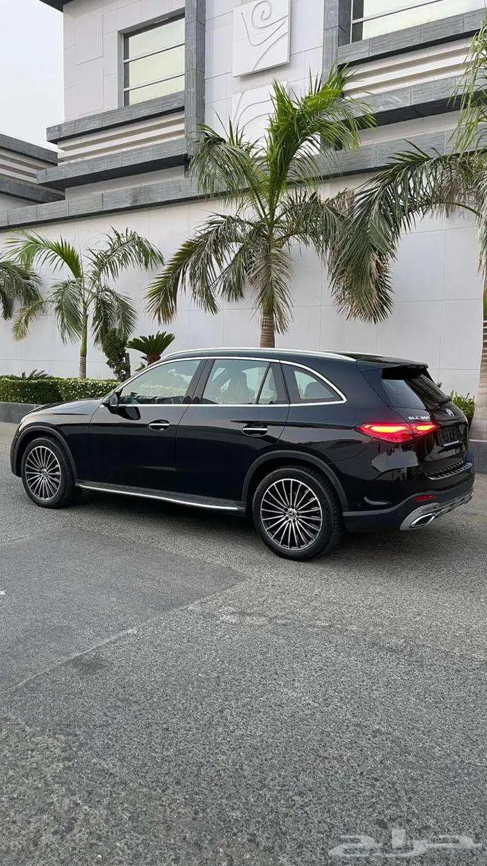 مرسيدس GLC300 AMG 14