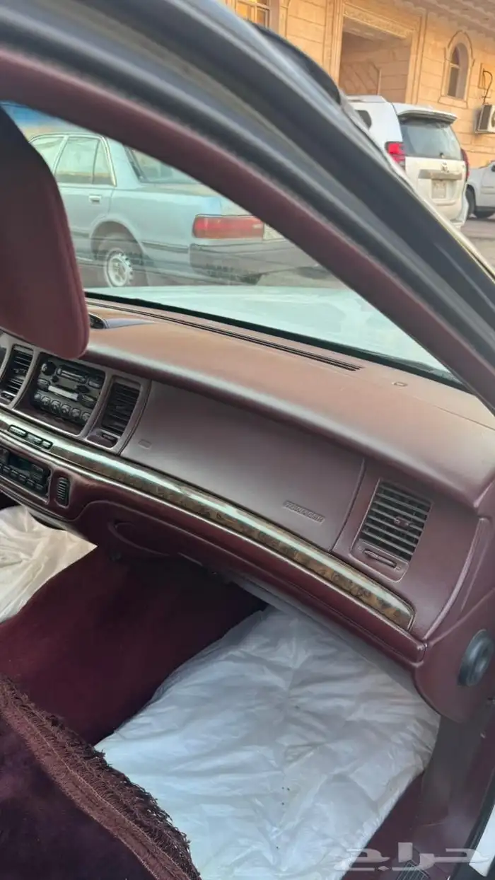 فورد لينكلون تاون كار 2