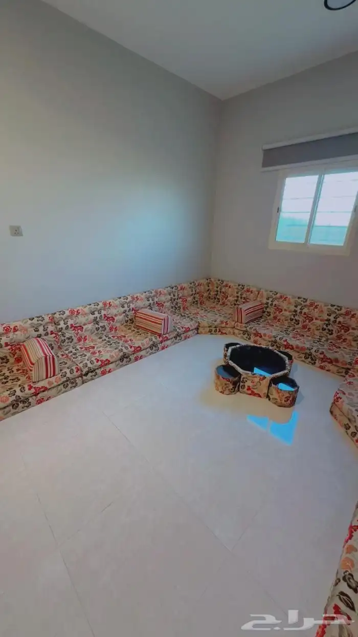 كنب للبيع نظيف 1