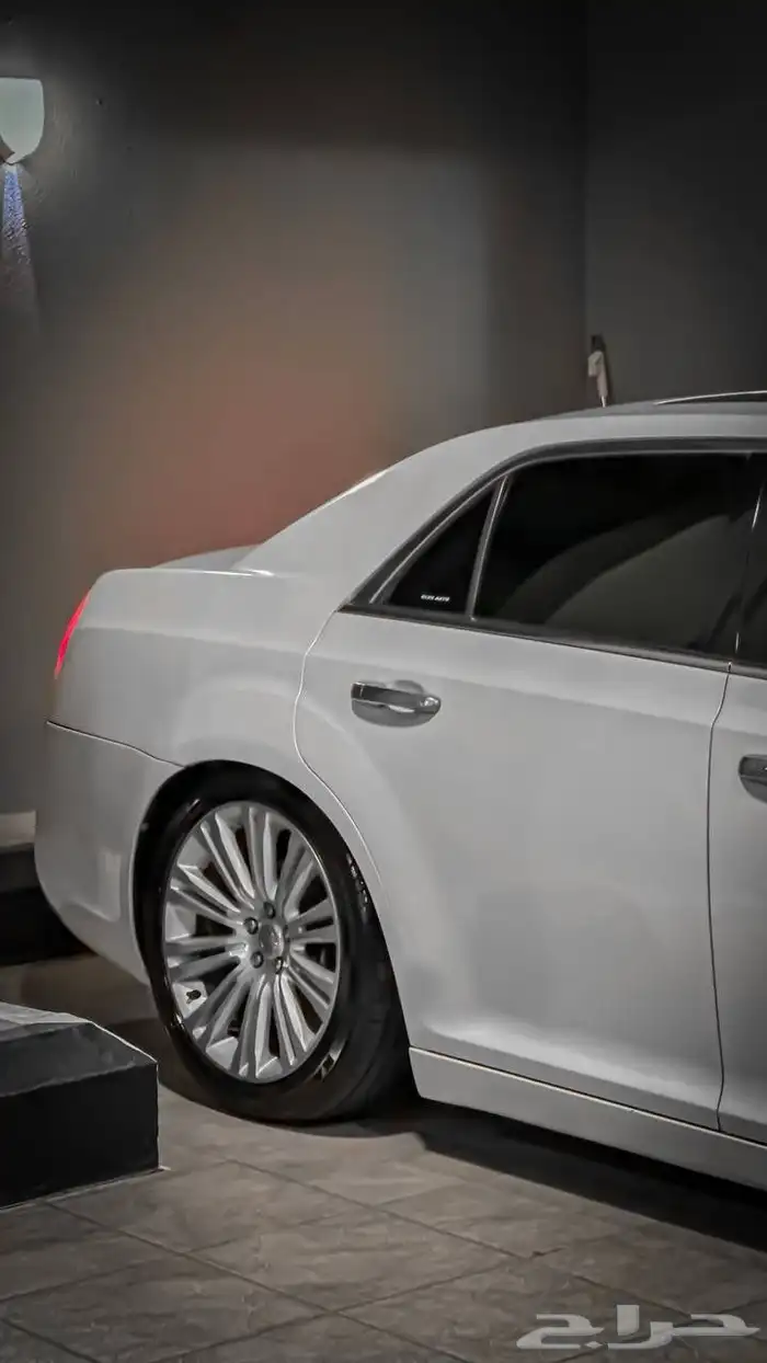 كرايسلر c300 اكزكتف 2012 6