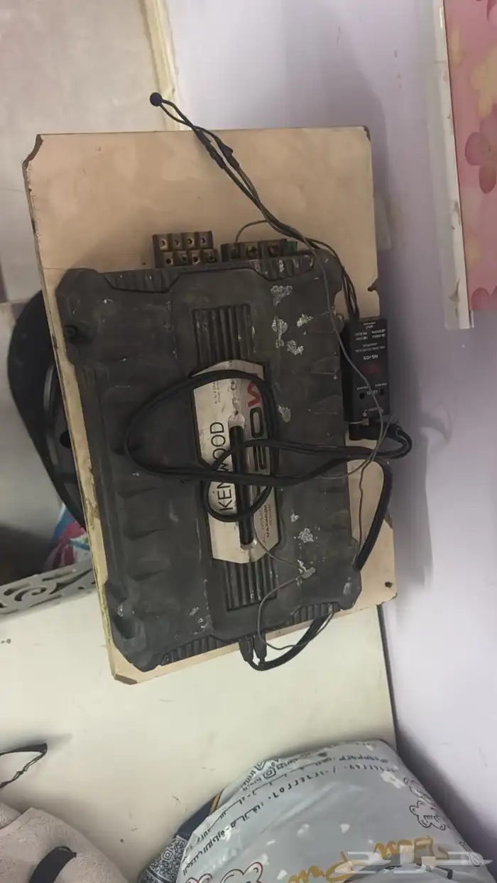 سمعات شبه جديده للبيع 3