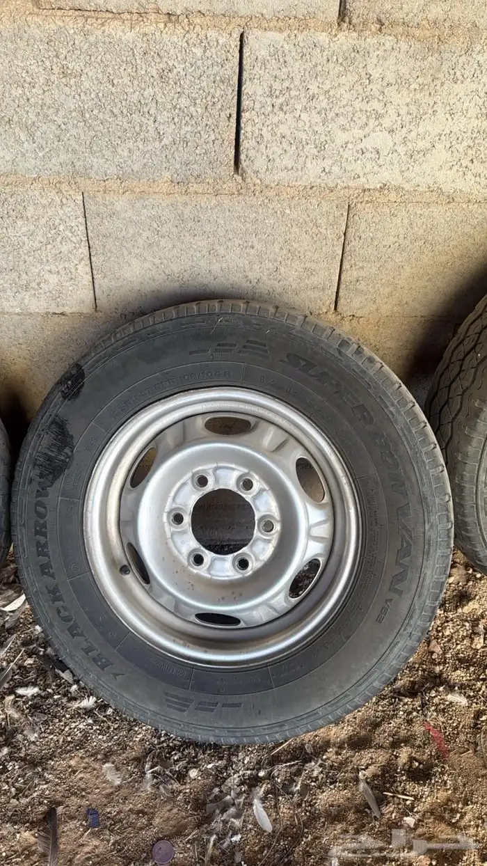 طقم جنوط ددسن وكالة مع كفرات 0