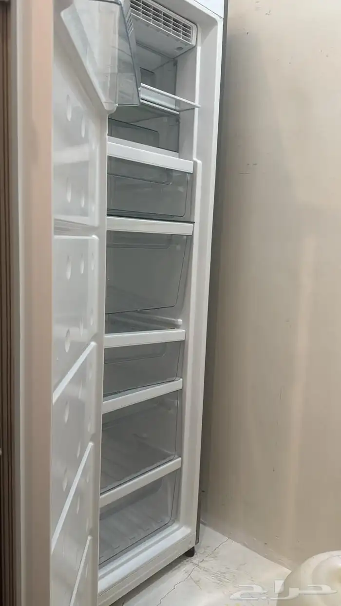 ثلاجة كبيرة شبة جديدة  استخدام بسيط 3