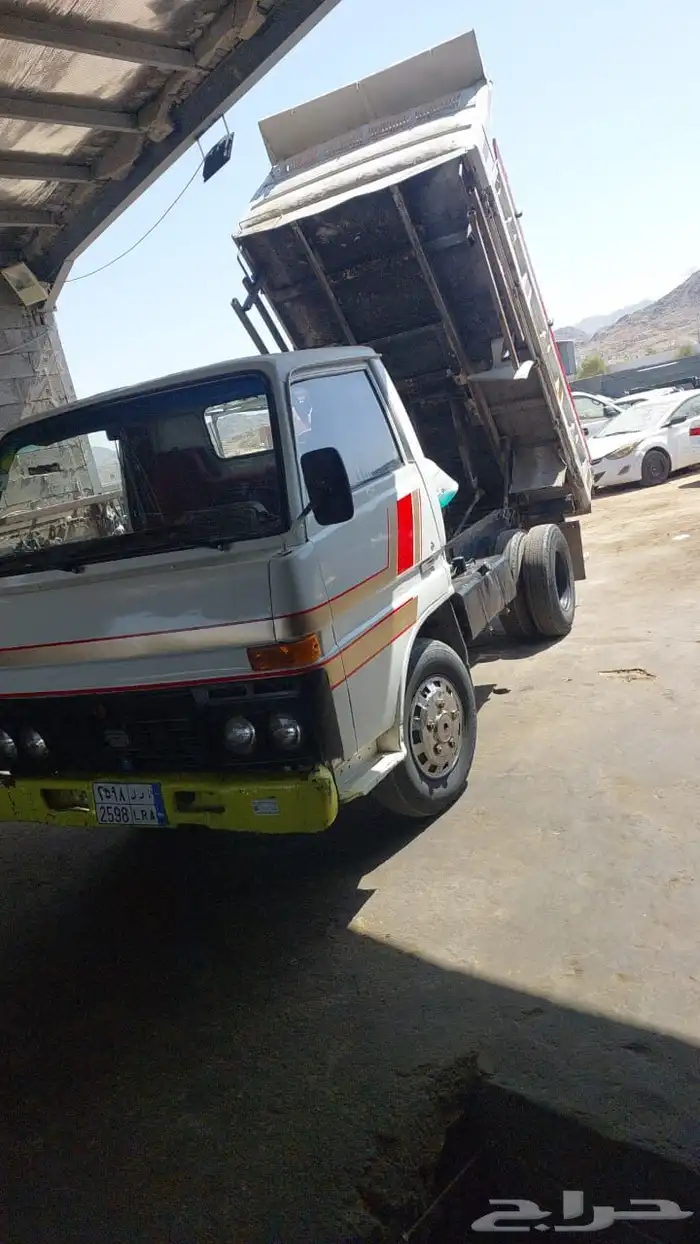 قلاب ديهاتسوا 1984 نضيف 6