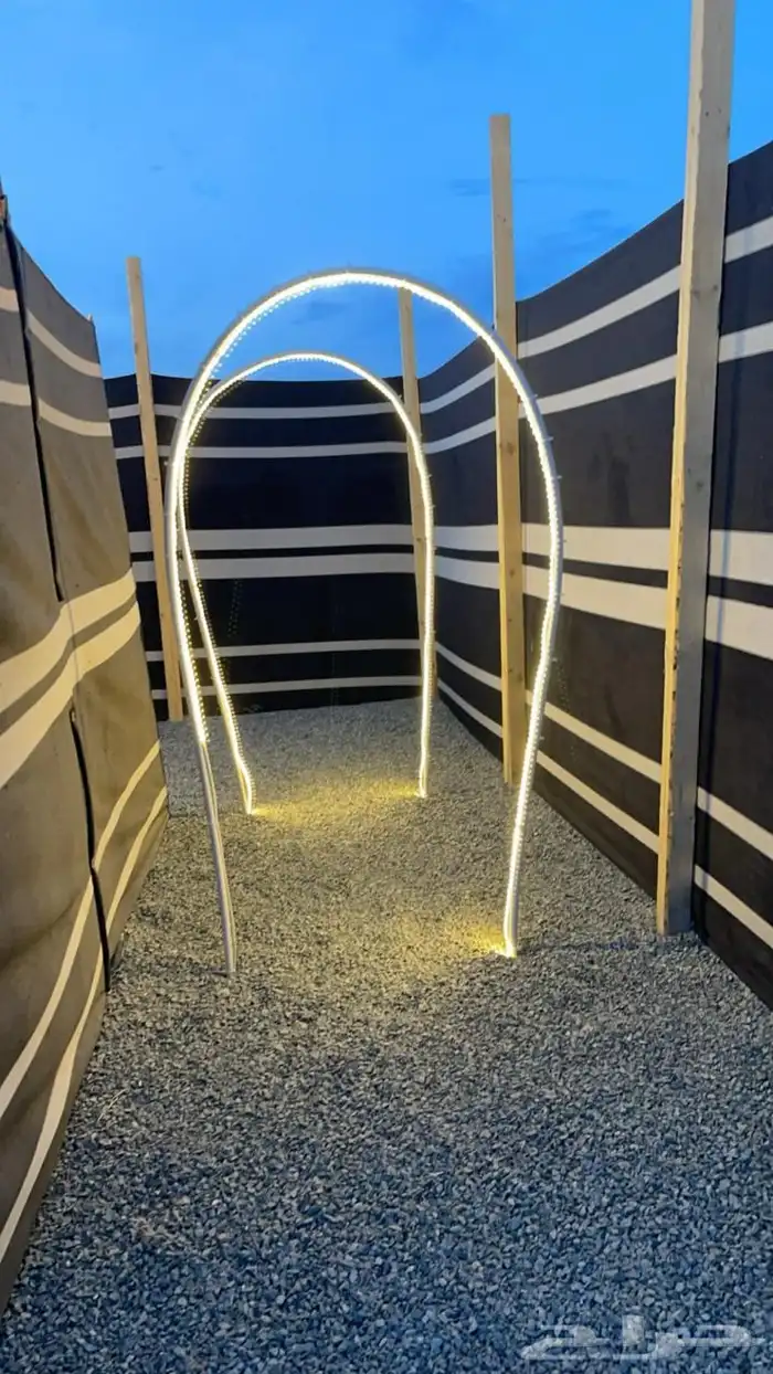 للبيع مخيم متكامل قسمين VIP مصرح وجاهز 9