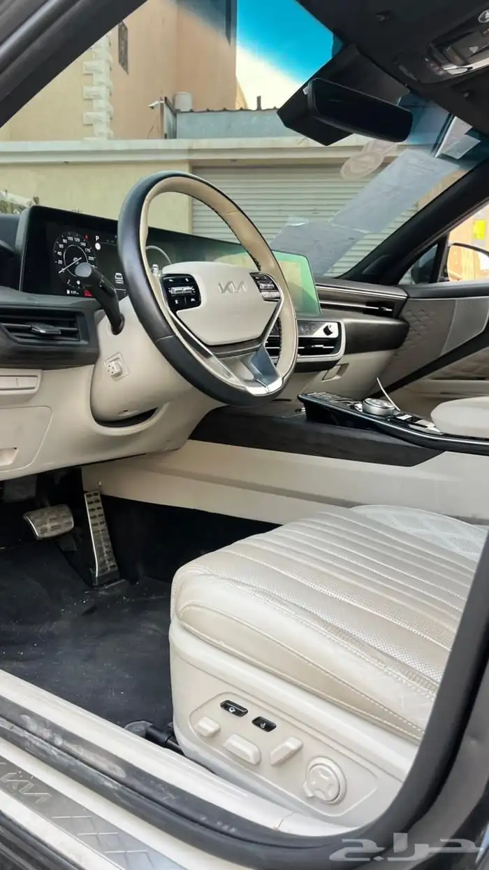 كيا K8 بلاتينيوم 2022 - 6 سلندر - مواصفات خاصة 18